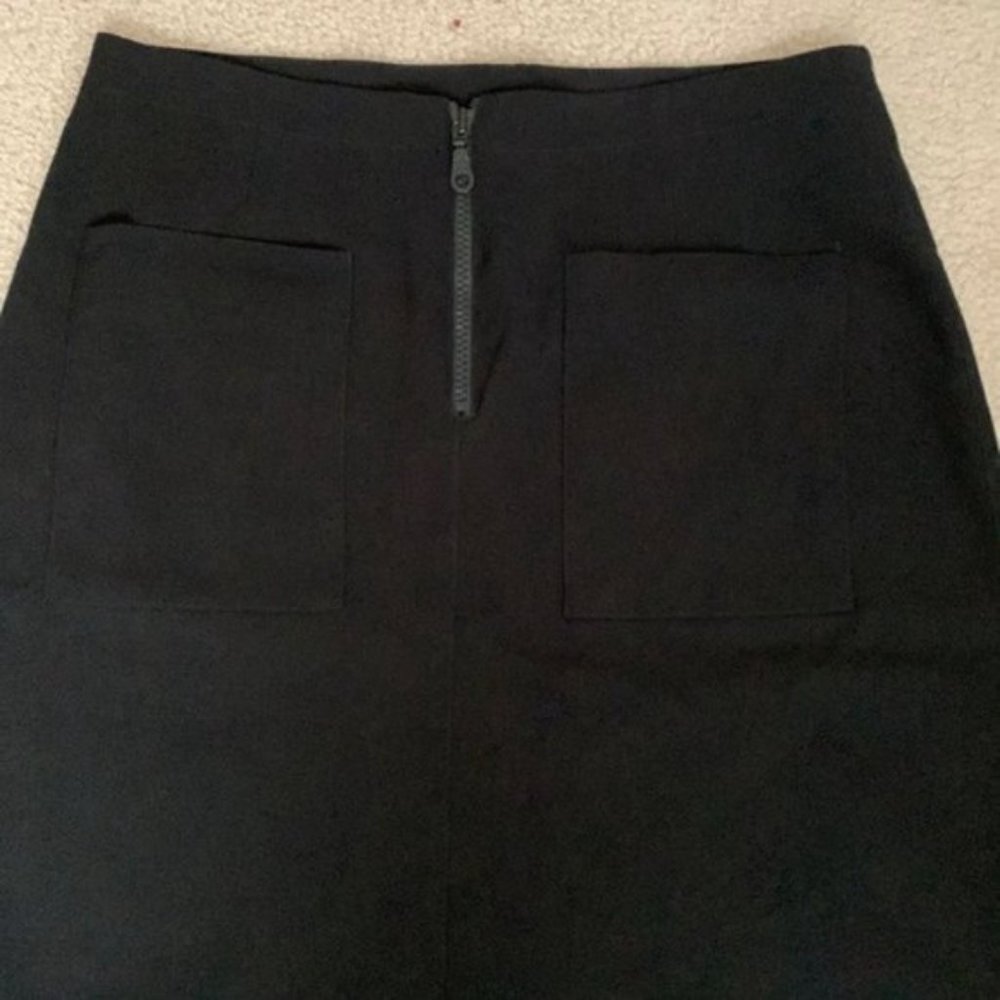 Black Skirt Holt Renfrew - Picture 4 of 7
